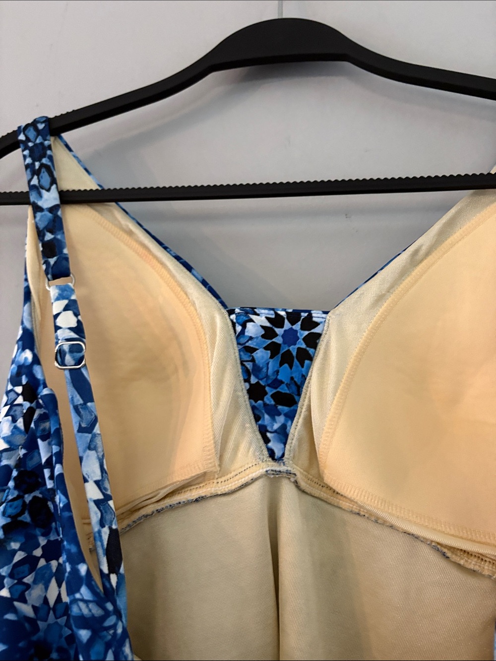 Miraclesuit Blue Mosaic Tankini Top - Picture 5 of 6